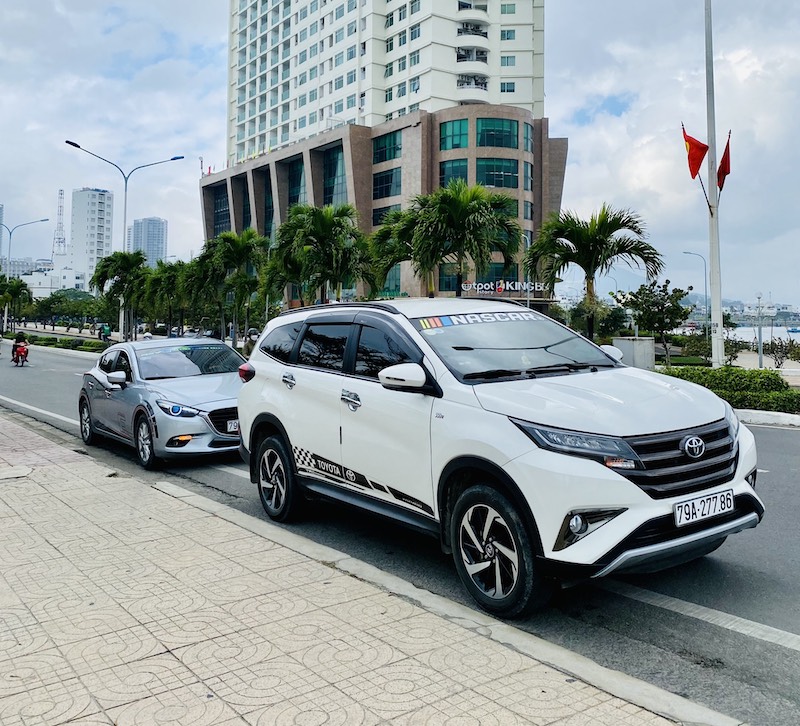 Xe taxi sân bay cam ranh
